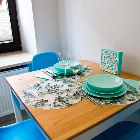 Lägenhet Turkusowy Swietoduska 12